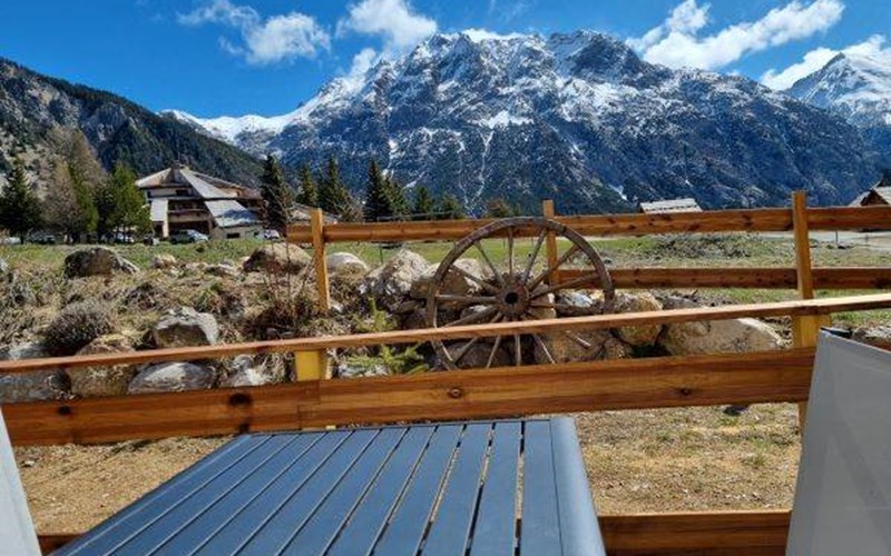 ESTATICO 1 Location ESTATICO 1 à NEVACHE