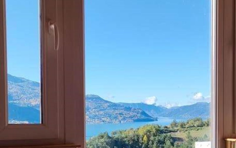 Le Duplex du Plongeoir - T3 spacieux avec vue plongeante sur le lac de Serre Ponçon, terrasse et jardinet Location Le Duplex du Plongeoir - T3 spacieux avec vue plongeante sur le lac de Serre Ponçon, terrasse et jardinet à SAVINES LE LAC