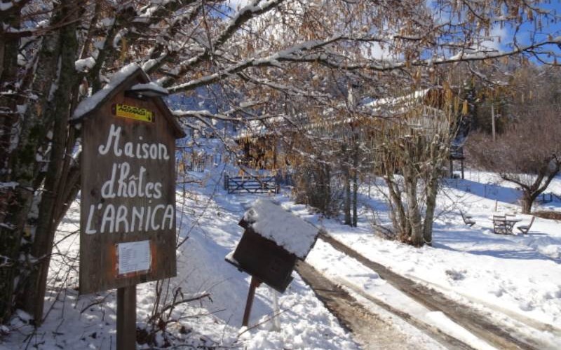 L'Arnica Location  L'Arnica à UBAYE SERRE PONCON