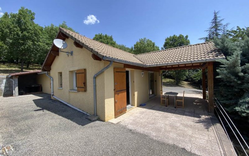 Le Piolit Location Le Piolit à PRUNIERES