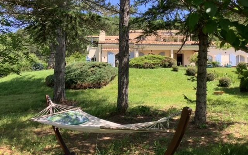 LE CHEVAL BLANC Location LE CHEVAL BLANC à SERRES