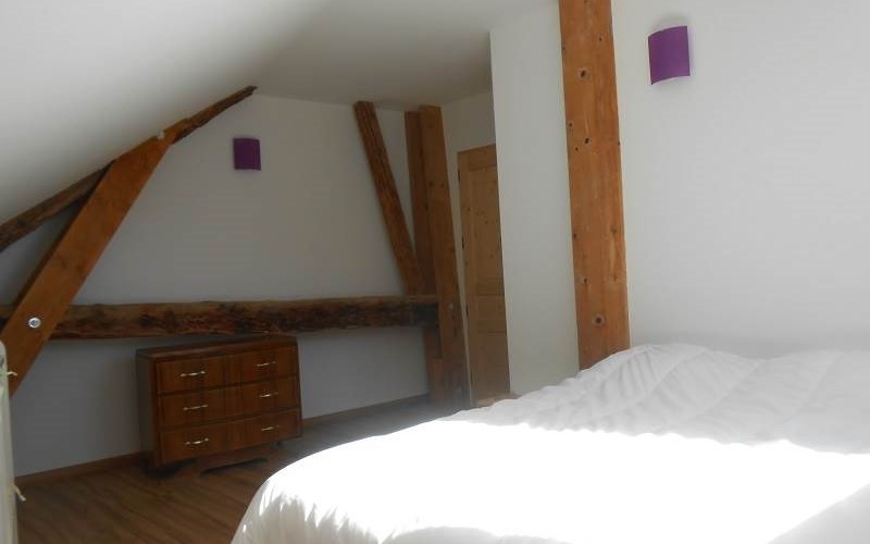 Ancienne ferme rénovée,  avec vue et sunset ! Location Ancienne ferme rénovée,  avec vue et sunset ! à ST ANDRE D EMBRUN