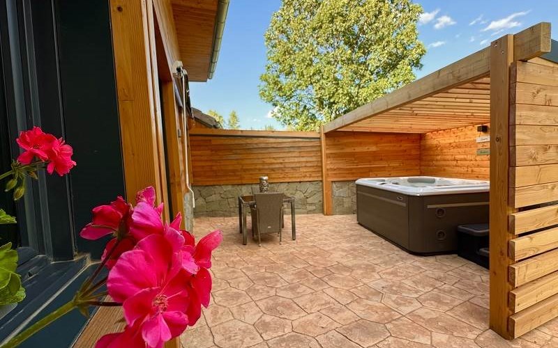 Joug de l'Aigle Location Joug de l'Aigle à CROTS