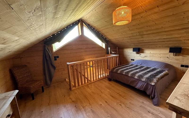 Joug de l'Aigle Location Joug de l'Aigle à CROTS