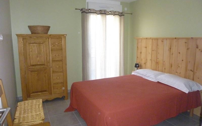 Chez Mme Rolland - Dolce Vita Location Chez Mme Rolland - Dolce Vita à EMBRUN