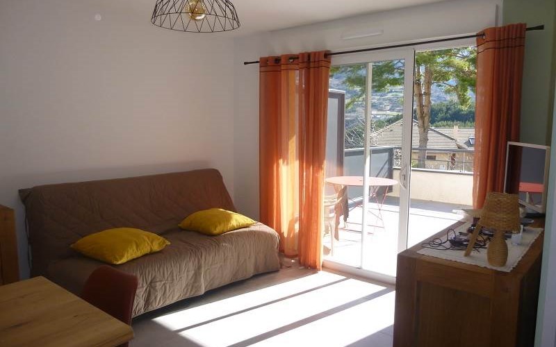 Chez Mme Rolland - Dolce Vita Location Chez Mme Rolland - Dolce Vita à EMBRUN