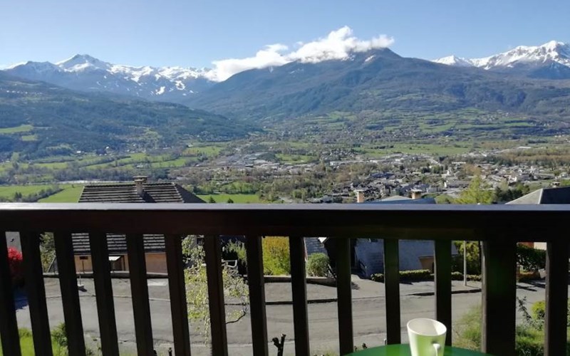 Le Méale - Immeuble La Treille Location Le Méale - Immeuble La Treille à EMBRUN