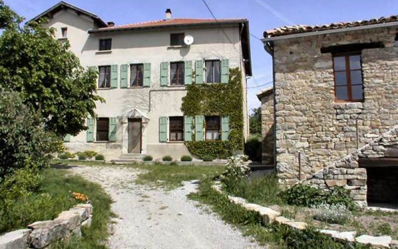 Relais des Baronnies Location Relais des Baronnies à MONTJAY