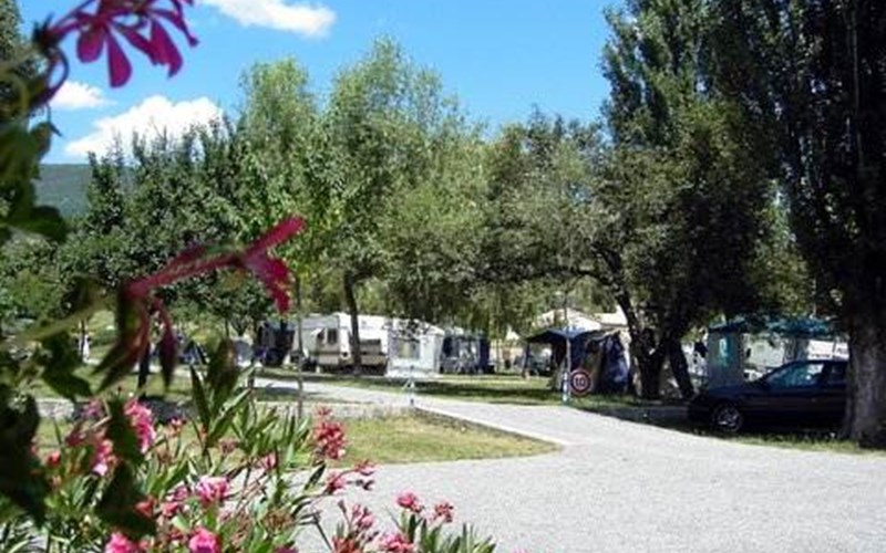 Camping les Gorges de la Méouge*** Location Camping les Gorges de la Méouge*** à BARRET SUR MEOUGE