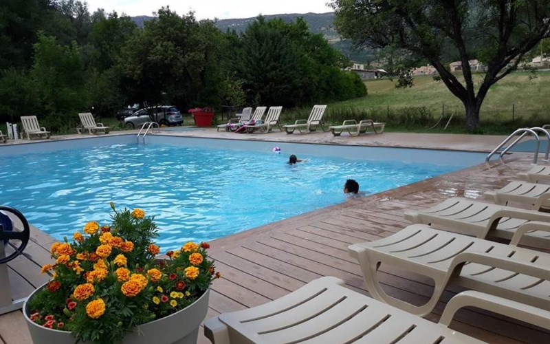 Camping les Gorges de la Méouge*** Location Camping les Gorges de la Méouge*** à BARRET SUR MEOUGE