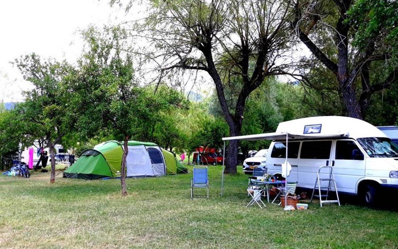 Camping les Gorges de la Méouge*** Location Camping les Gorges de la Méouge*** à BARRET SUR MEOUGE