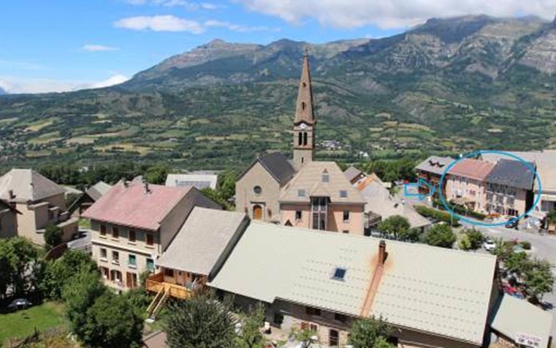 Les Fauvettes Location Les Fauvettes à ST LEGER LES MELEZES