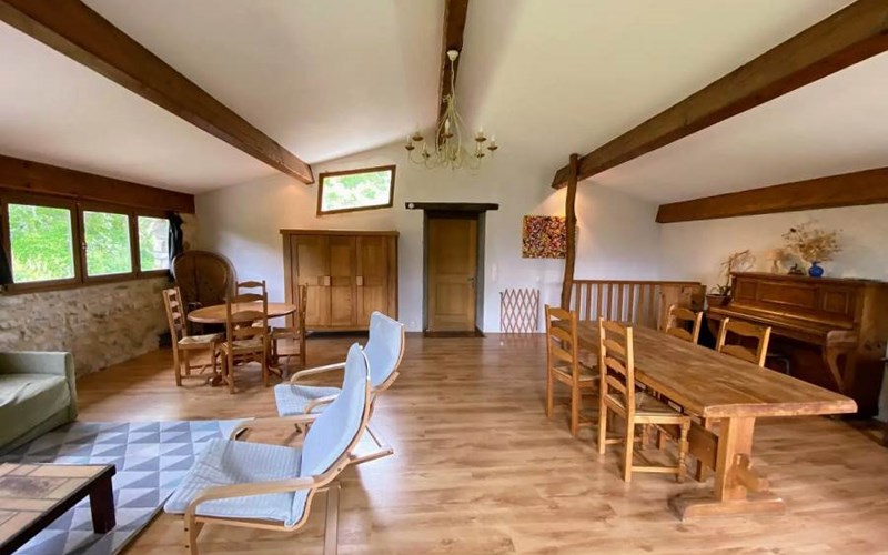 LES PAMPILLES Location LES PAMPILLES à SIGOTTIER