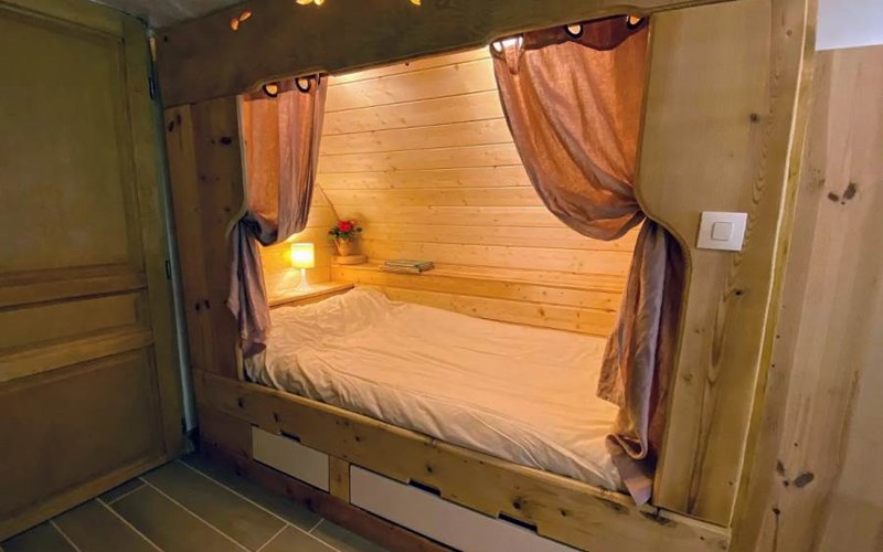 LES PAMPILLES Location LES PAMPILLES à SIGOTTIER