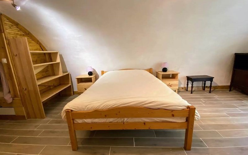 LES PAMPILLES Location LES PAMPILLES à SIGOTTIER