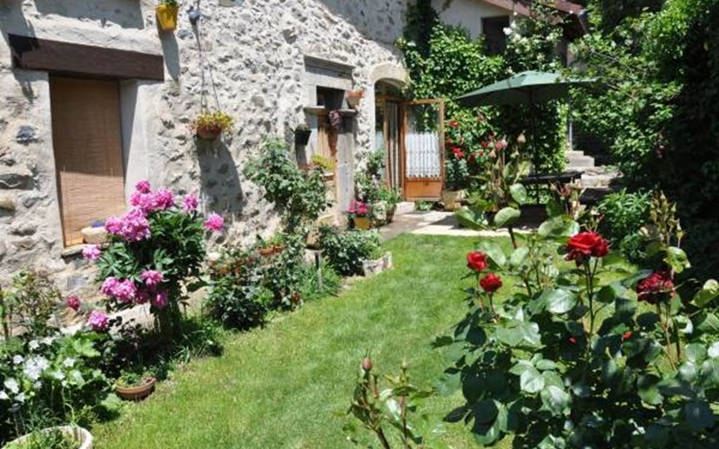 Le Cairn - Chambres & Table d'hôtes Location Le Cairn - Chambres & Table d'hôtes à ST BONNET EN CHAMPSAUR