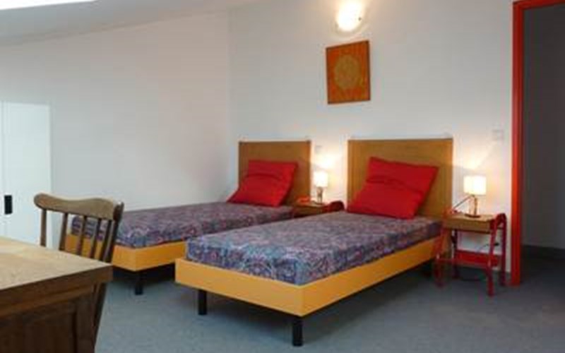 Les Etoiles - Domaine de Grange Neuve Location Les Etoiles - Domaine de Grange Neuve à ASPRES SUR BUECH