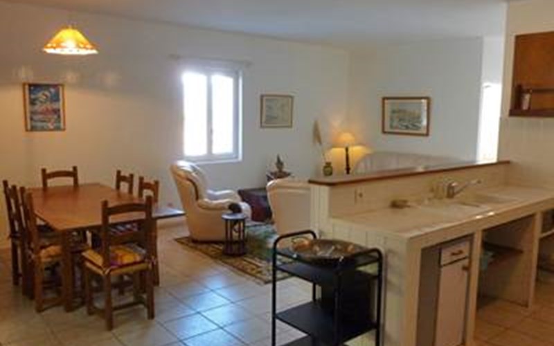 Le Châtaignier - Domaine de Grange Neuve Location Le Châtaignier - Domaine de Grange Neuve à ASPRES SUR BUECH