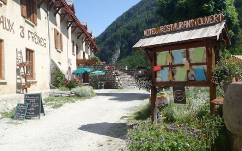 AUBERGE 3 FRENES Location AUBERGE 3 FRENES à VILLAR D ARENE