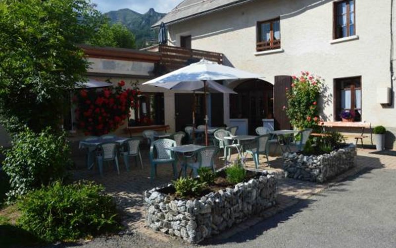 Auberge le Vieux Chaillol Location Auberge le Vieux Chaillol à ST MICHEL DE CHAILLOL