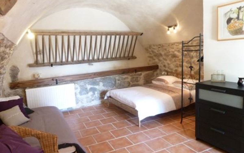 Gîte Les Ecuries Le Peyron Location Gîte Les Ecuries Le Peyron à RIBIERS