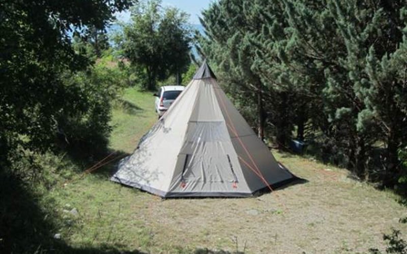 DOMAINE DES DEUX SOLEILS Location DOMAINE DES DEUX SOLEILS à SERRES