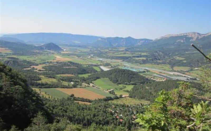 DOMAINE DES DEUX SOLEILS Location DOMAINE DES DEUX SOLEILS à SERRES