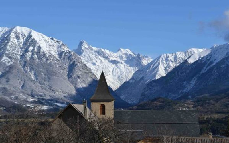 Le camp de base du Glaizil Location Le camp de base du Glaizil à LE GLAIZIL