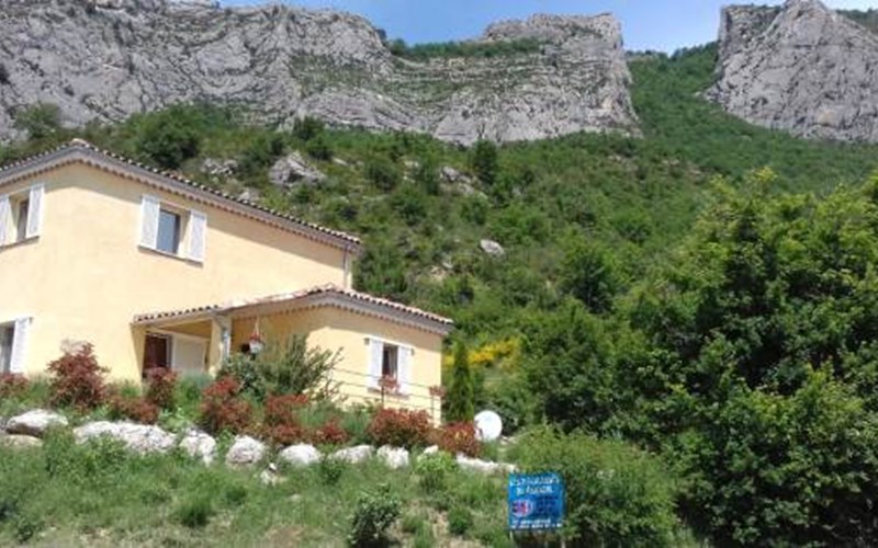 Les Terrasses du Paradis Location Les Terrasses du Paradis à ORPIERRE