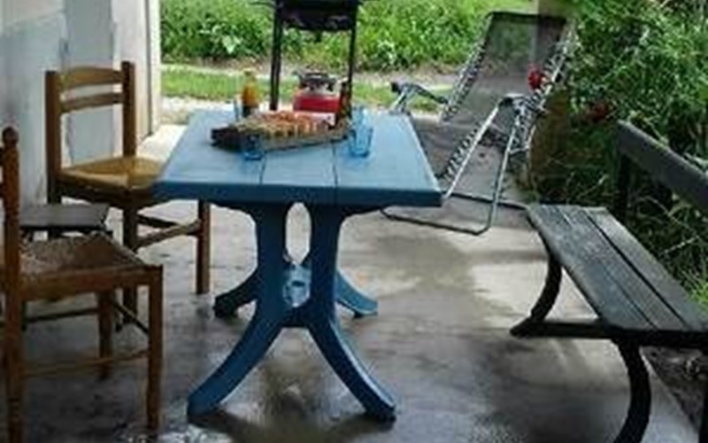 L'Abri Bleuet Location L'Abri Bleuet à VEYNES