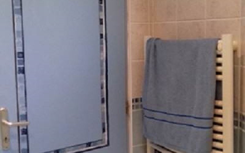 L'Abri Bleuet Location L'Abri Bleuet à VEYNES