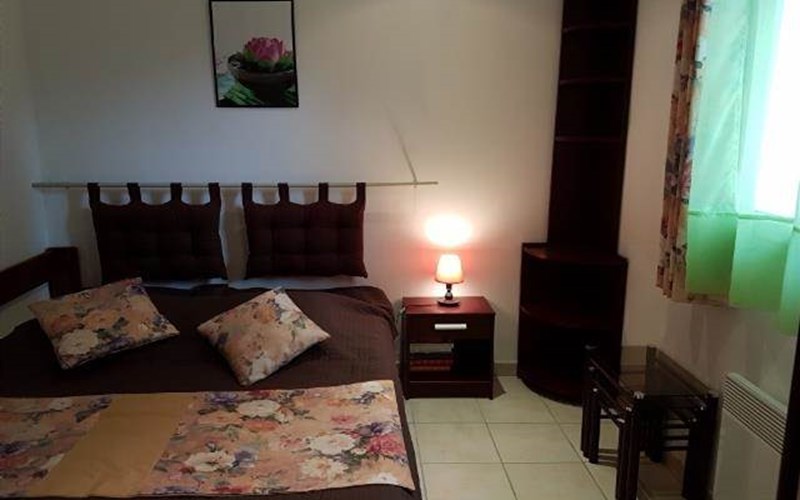 Hyspanite Location Hyspanite à VEYNES