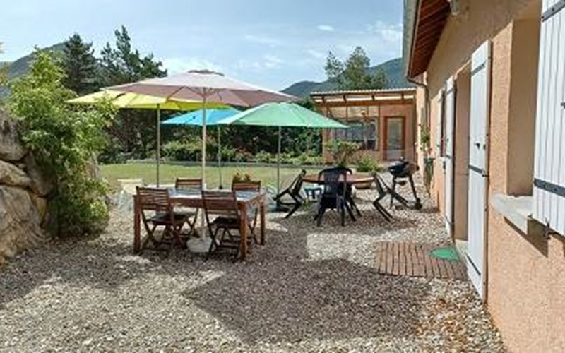 Hyspanite Location Hyspanite à VEYNES