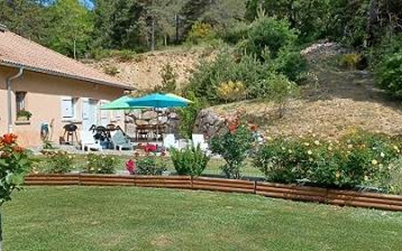 Hyspanite Location Hyspanite à VEYNES