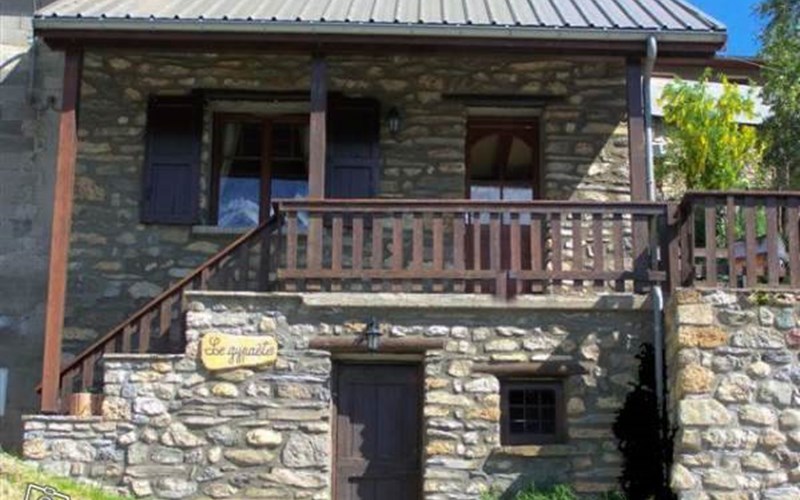 chalet Le Gypaète Location chalet Le Gypaète à LA GRAVE