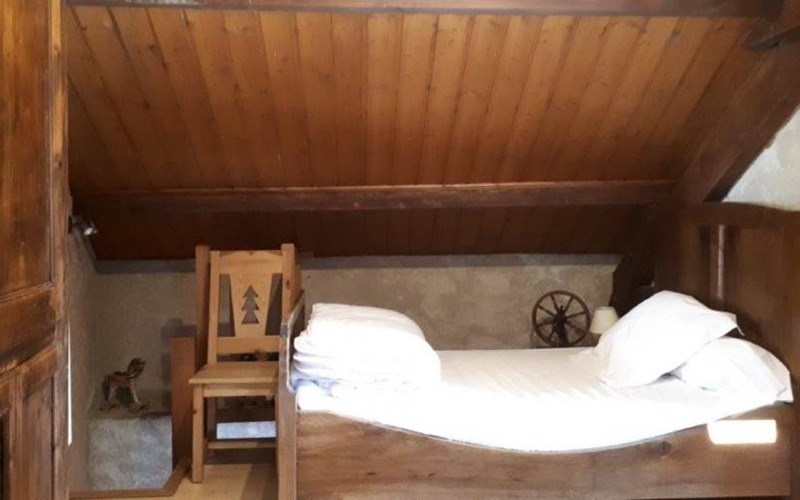 chalet Le Gypaète Location chalet Le Gypaète à LA GRAVE