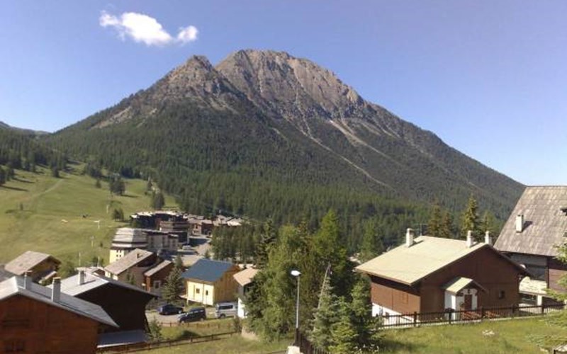 LES MELEZES Location LES MELEZES à MONTGENEVRE