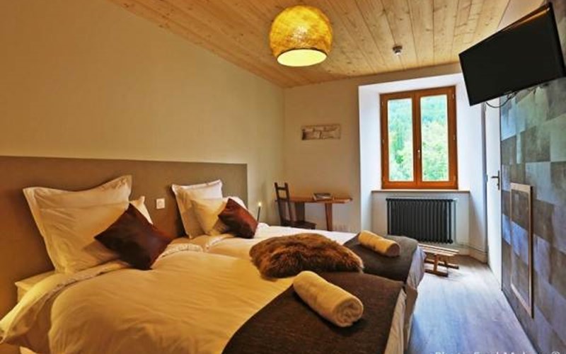 Hôtel-Gîte Le rebanchon Location Hôtel-Gîte Le rebanchon à LE MONETIER LES BAINS