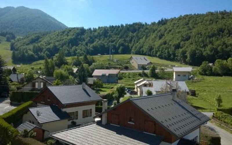 LES SERINTES Location LES SERINTES à ST LEGER LES MELEZES