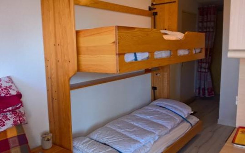 LES HAUTS MELEZES 1 Location LES HAUTS MELEZES 1 à ST LEGER LES MELEZES