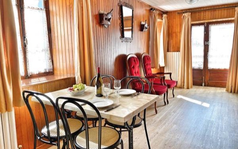 Les Oulles Location Les Oulles à CHAPELLE EN VALGAUDEMAR