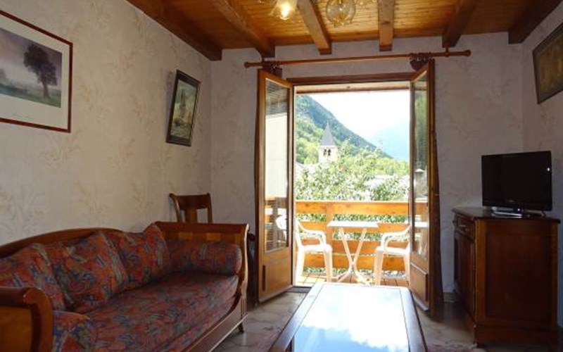 Les Oulles Location Les Oulles à CHAPELLE EN VALGAUDEMAR