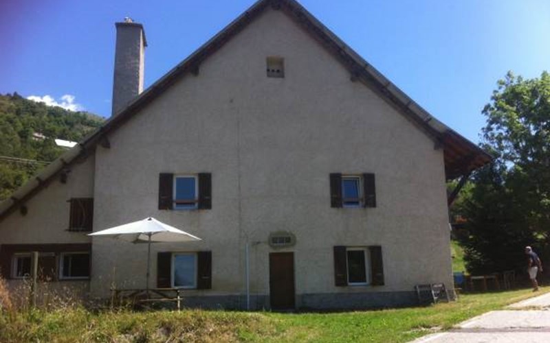 LA MANGEOIRE FLEURIE Location LA MANGEOIRE FLEURIE à CHAMPOLEON