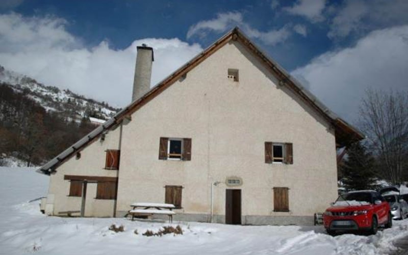 LA MANGEOIRE FLEURIE Location LA MANGEOIRE FLEURIE à CHAMPOLEON