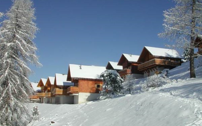 Les Chalets de la Lauzière Location Les Chalets de la Lauzière à LA JOUE DU LOUP