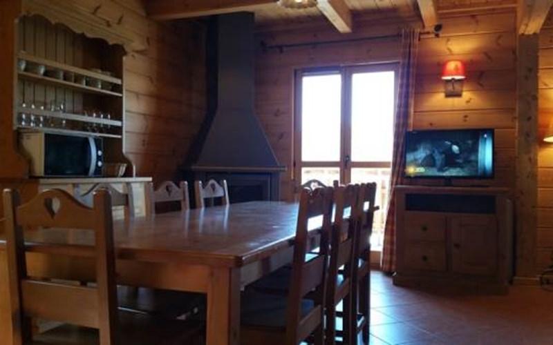 Les Chalets de la Lauzière Location Les Chalets de la Lauzière à LA JOUE DU LOUP