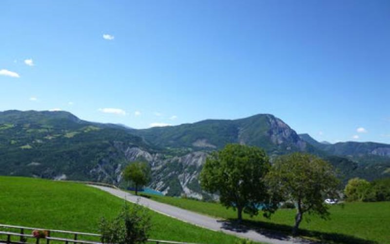 Les Clots du Sauze Location Les Clots du Sauze à LE SAUZE DU LAC