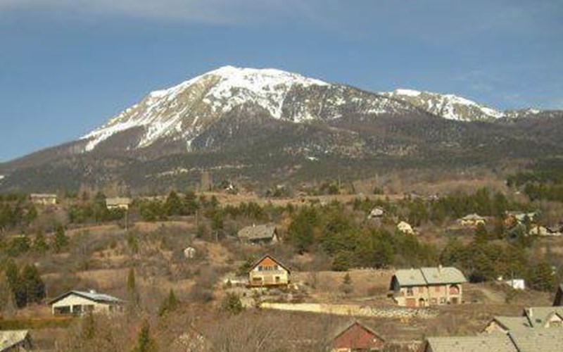 Les Campanules Location Les Campanules à EMBRUN