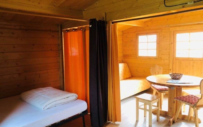 Camping Hotel de plein air les Cariamas Location Camping Hotel de plein air les Cariamas à CHATEAUROUX LES ALPES