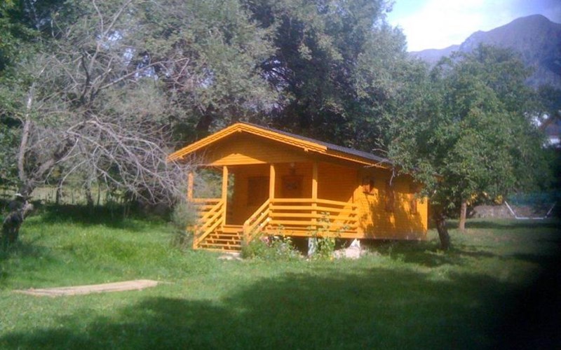 Camping Hotel de plein air les Cariamas Location Camping Hotel de plein air les Cariamas à CHATEAUROUX LES ALPES